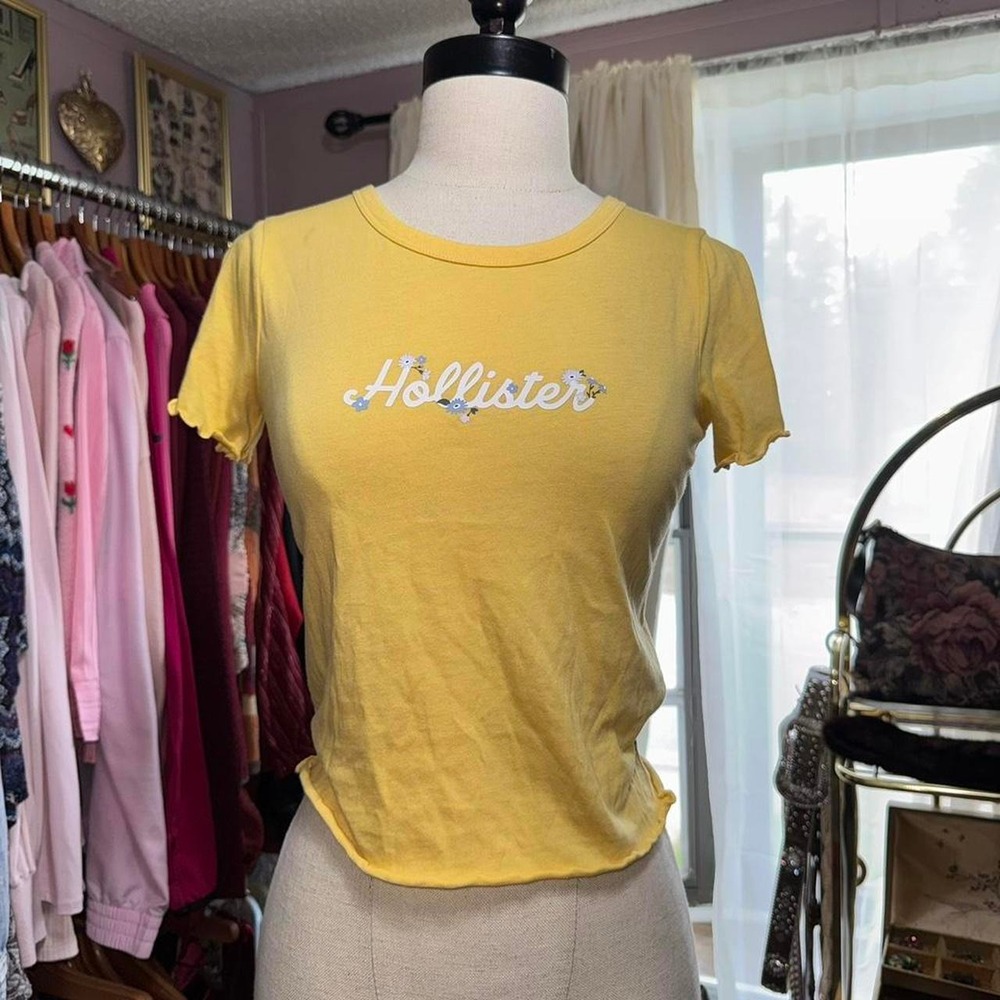 Y2K Hollister Yellow Baby Tee